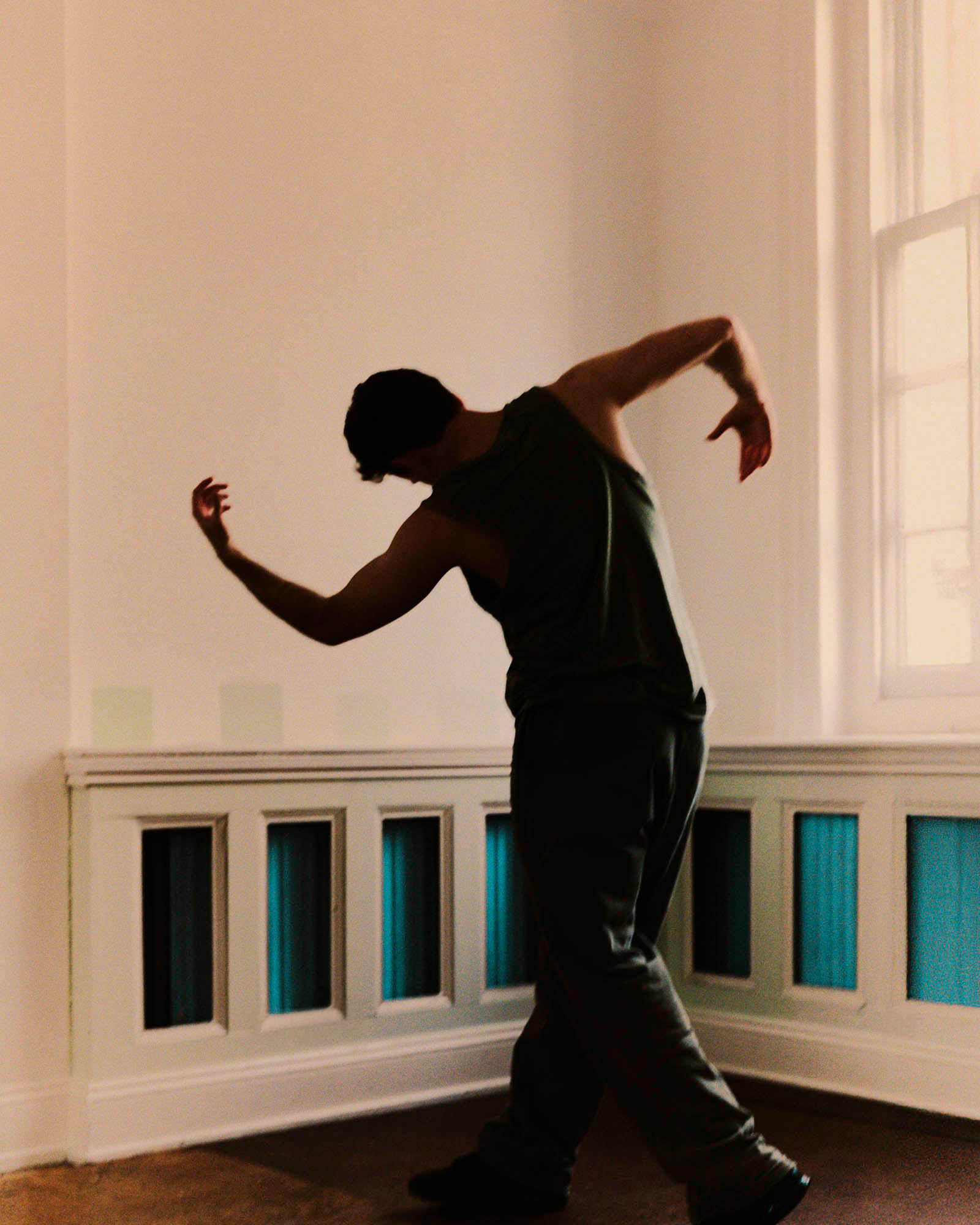 dancer, in between, dance, movement, stage, performance, ben stockley, news,
